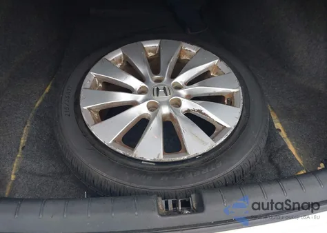 2013 Honda Accord Ex-L V-6 z USA, uszkodzony, nr VIN 1HGCR3F88DA003389